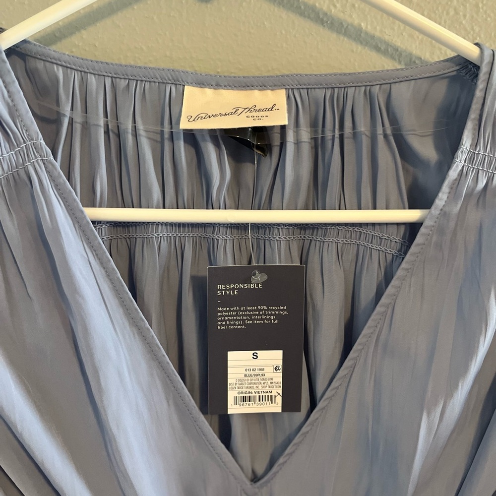 Universal Thread Blouse - Picture 2 of 3